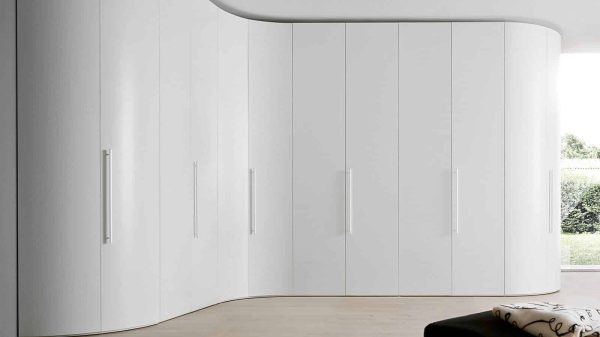 armoire arrondie blanche